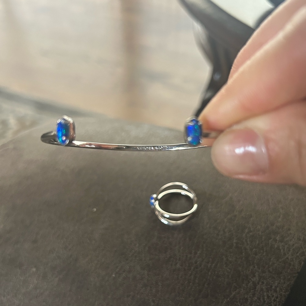 Elegant Silver and Blue Kendra Scott Jewelry Set bracelet and ring size 8 - Picture 5 of 8